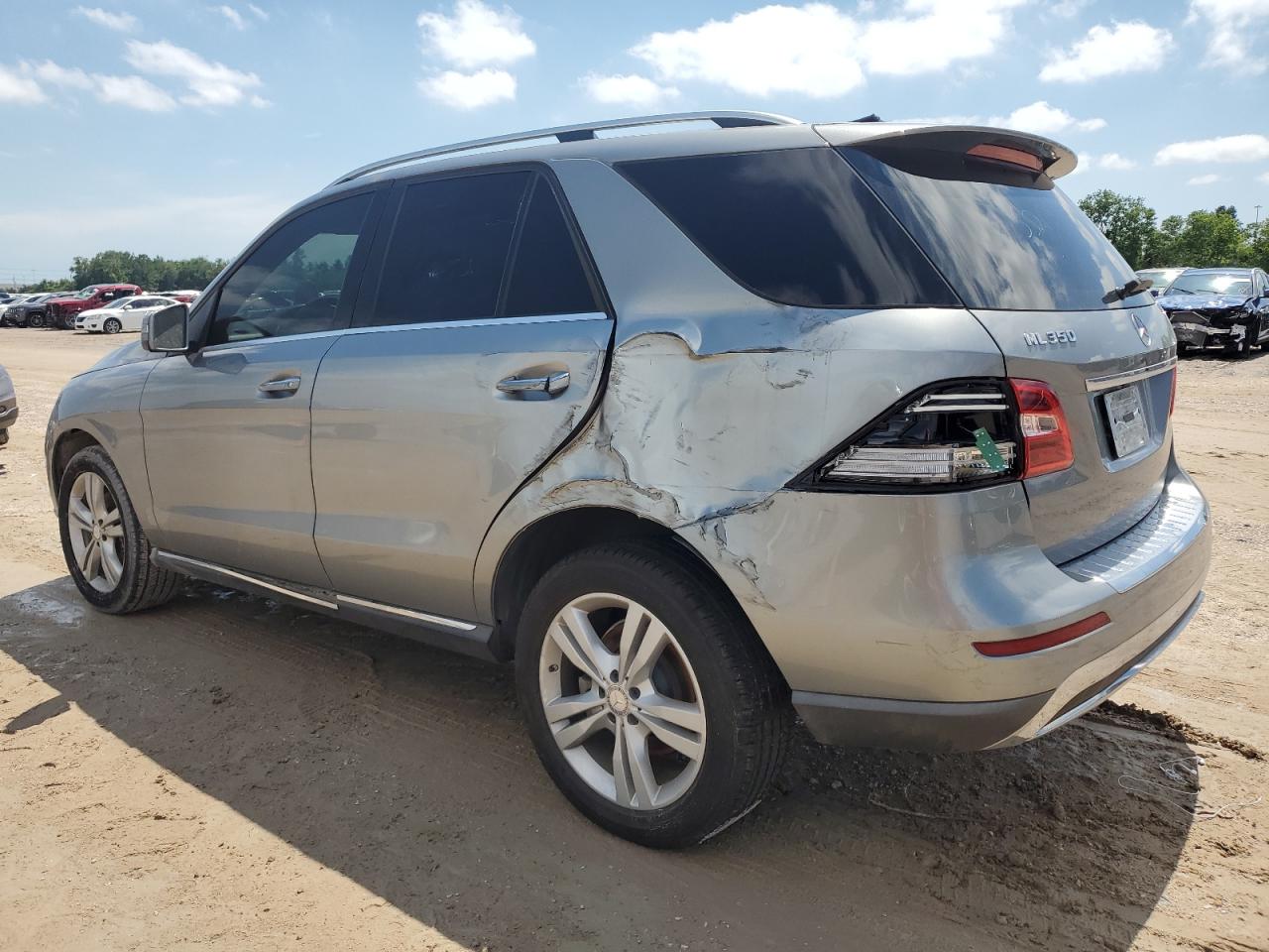 2015 Mercedes-Benz Ml 350 VIN: 4JGDA5JB9FA461613 Lot: 57271604