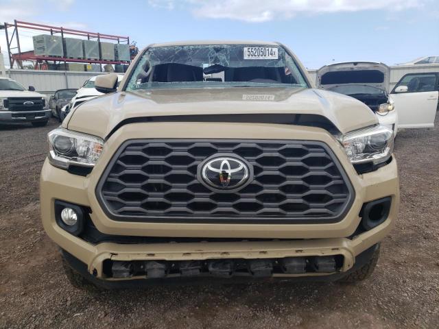  TOYOTA TACOMA 2017 Колір засмаги