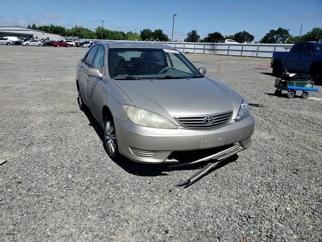 2005 Toyota Camry Le VIN: 4T1BE30KX5U393448 Lot: 54019994