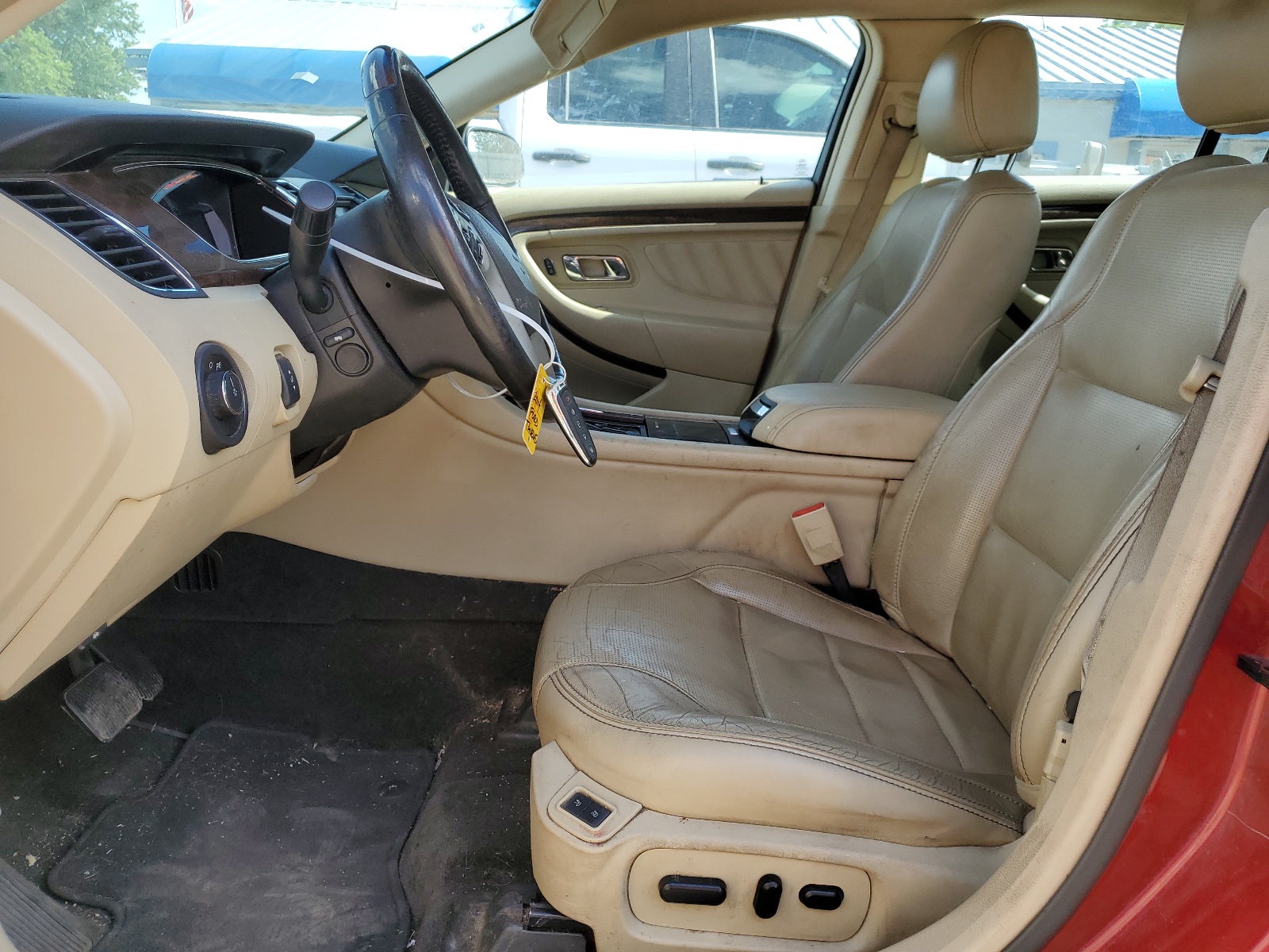 1FAHP2F8XEG137765 2014 Ford Taurus Limited