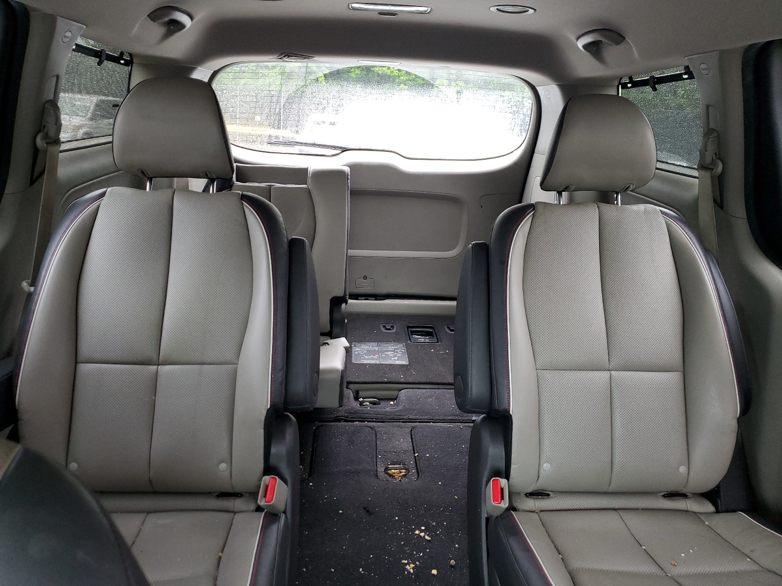 KNDMC5C13H6325423 2017 Kia Sedona Ex