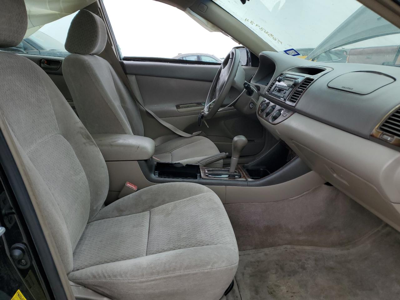 2003 Toyota Camry Le VIN: 4T1BE30K73U125602 Lot: 56368984