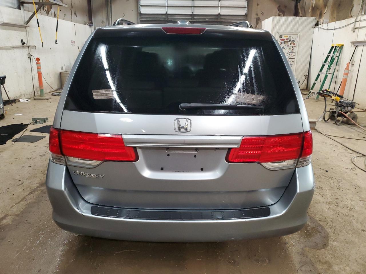 5FNRL3H69AB017049 2010 Honda Odyssey Exl