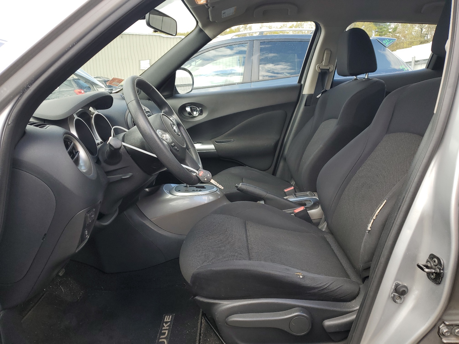 JN8AF5MV2BT015529 2011 Nissan Juke S