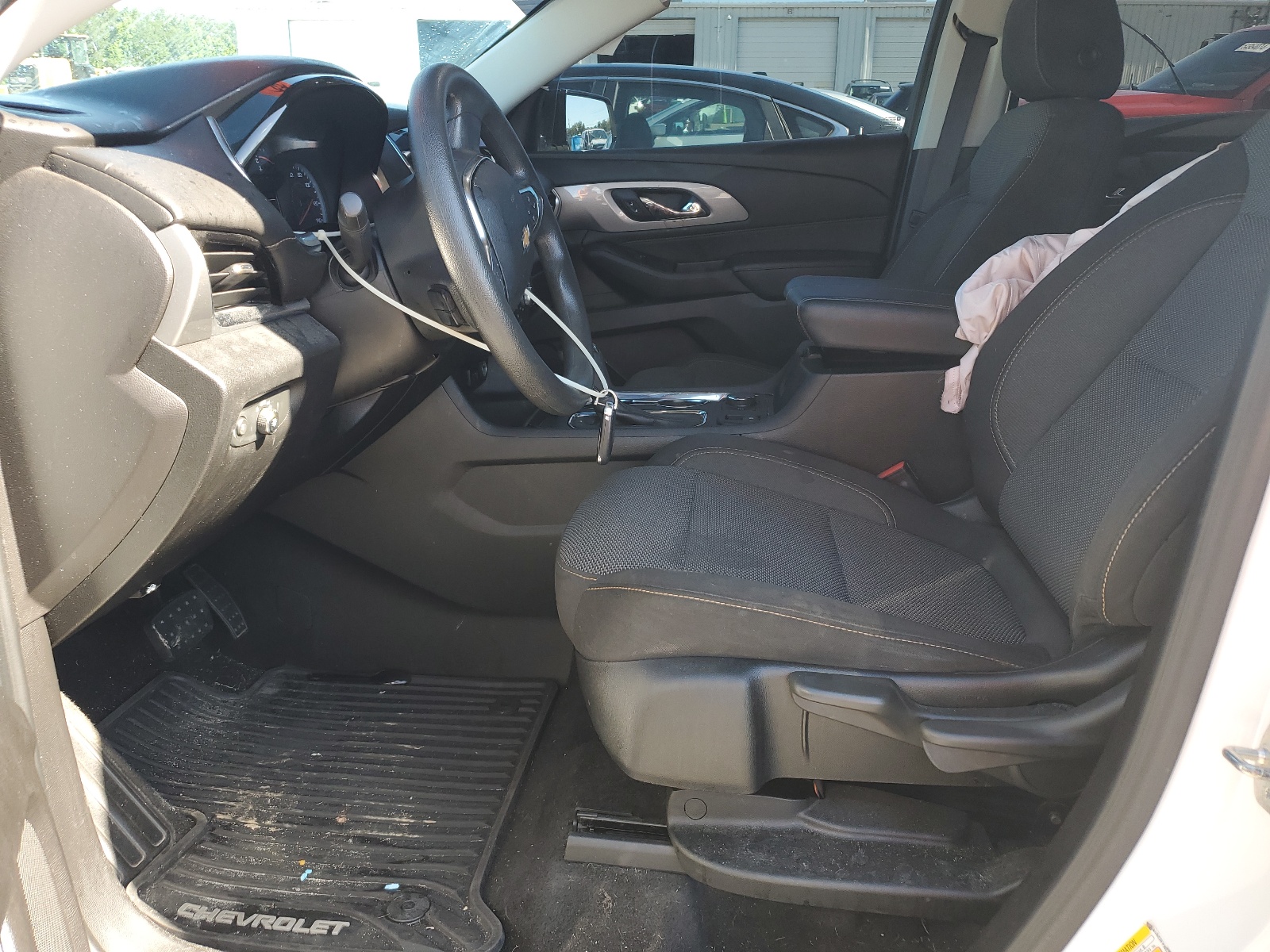 1GNERFKW2JJ141669 2018 Chevrolet Traverse Ls