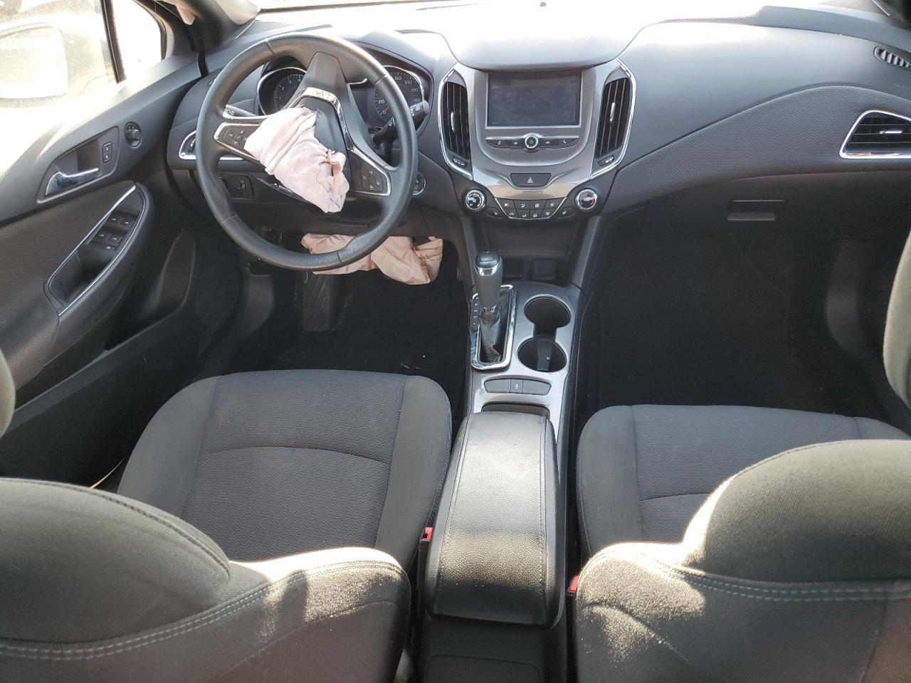 2018 Chevrolet Cruze Lt VIN: 3G1BE6SM4JS592986 Lot: 70246765