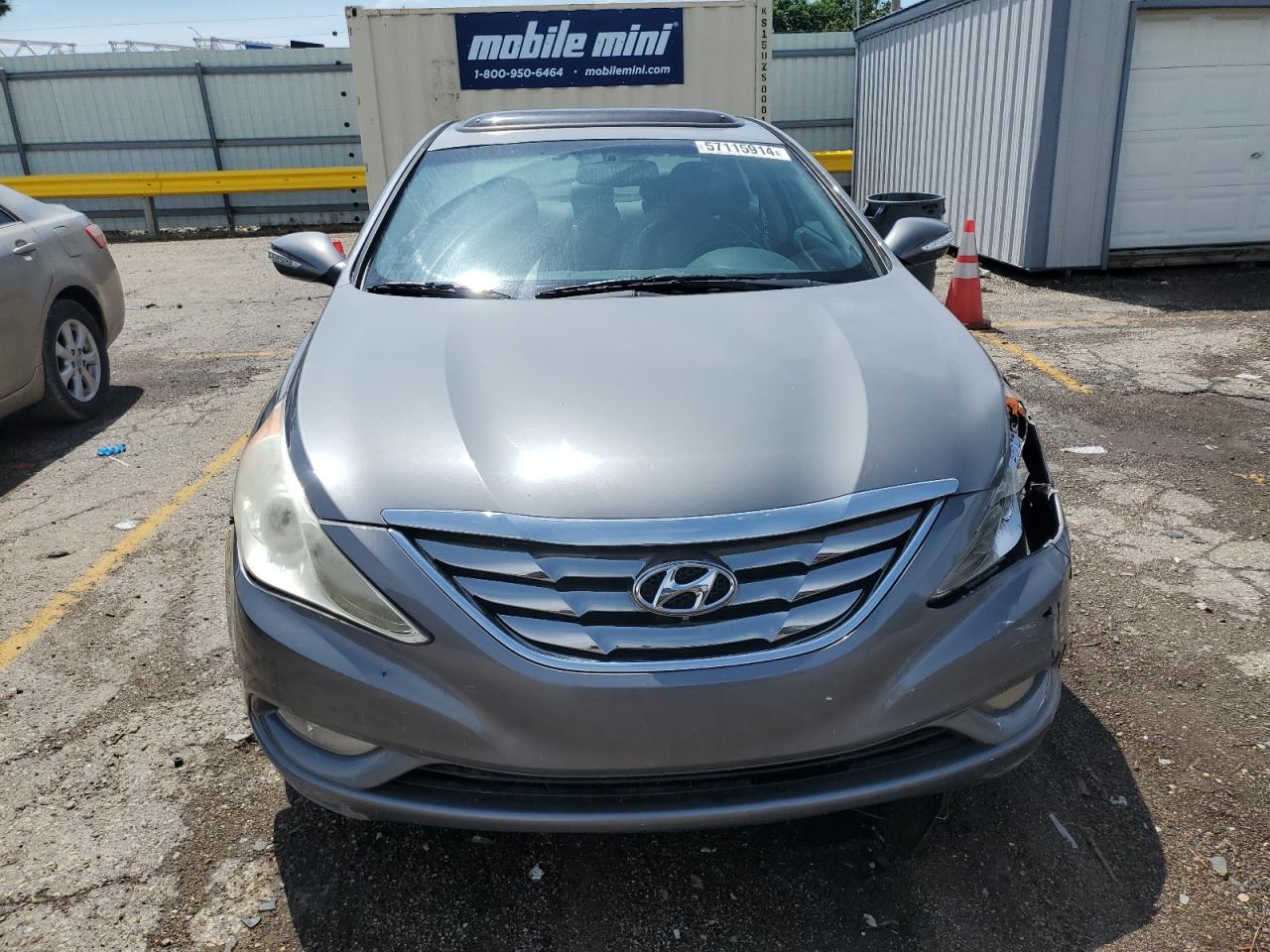 2013 Hyundai Sonata - Image 5