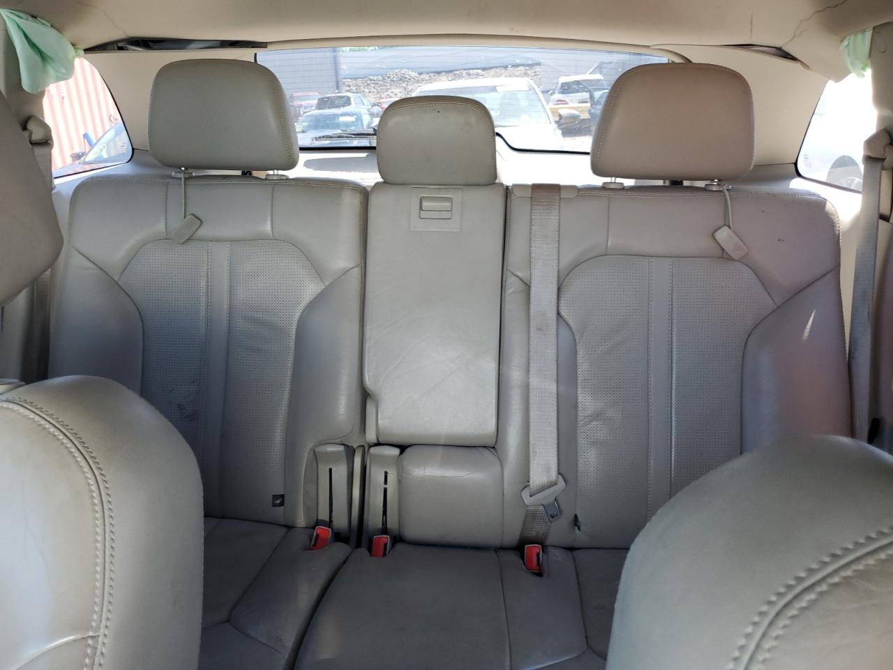 2013 Lincoln MKX - Image 10