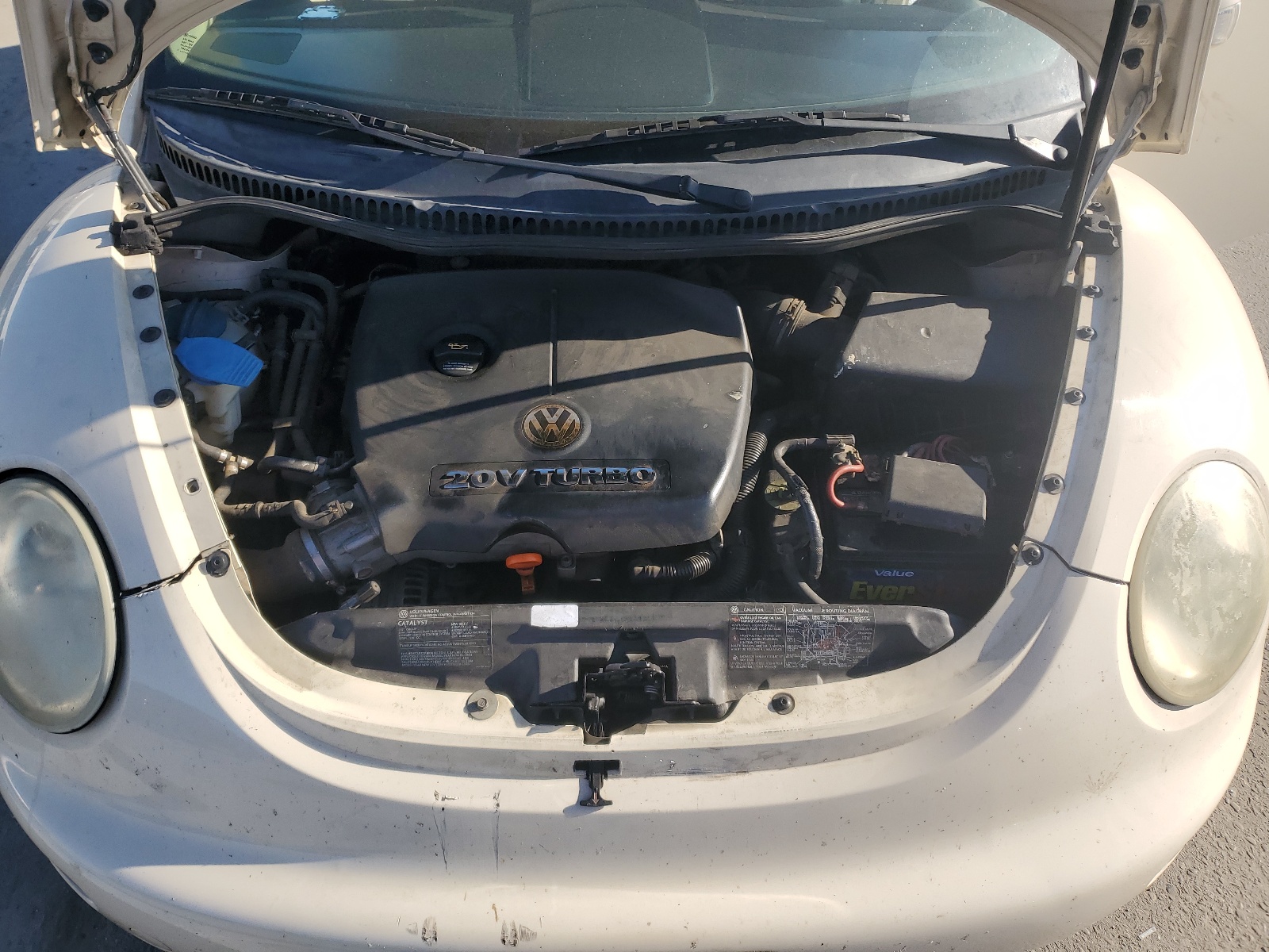 3VWCD31Y94M346443 2004 Volkswagen New Beetle Gls