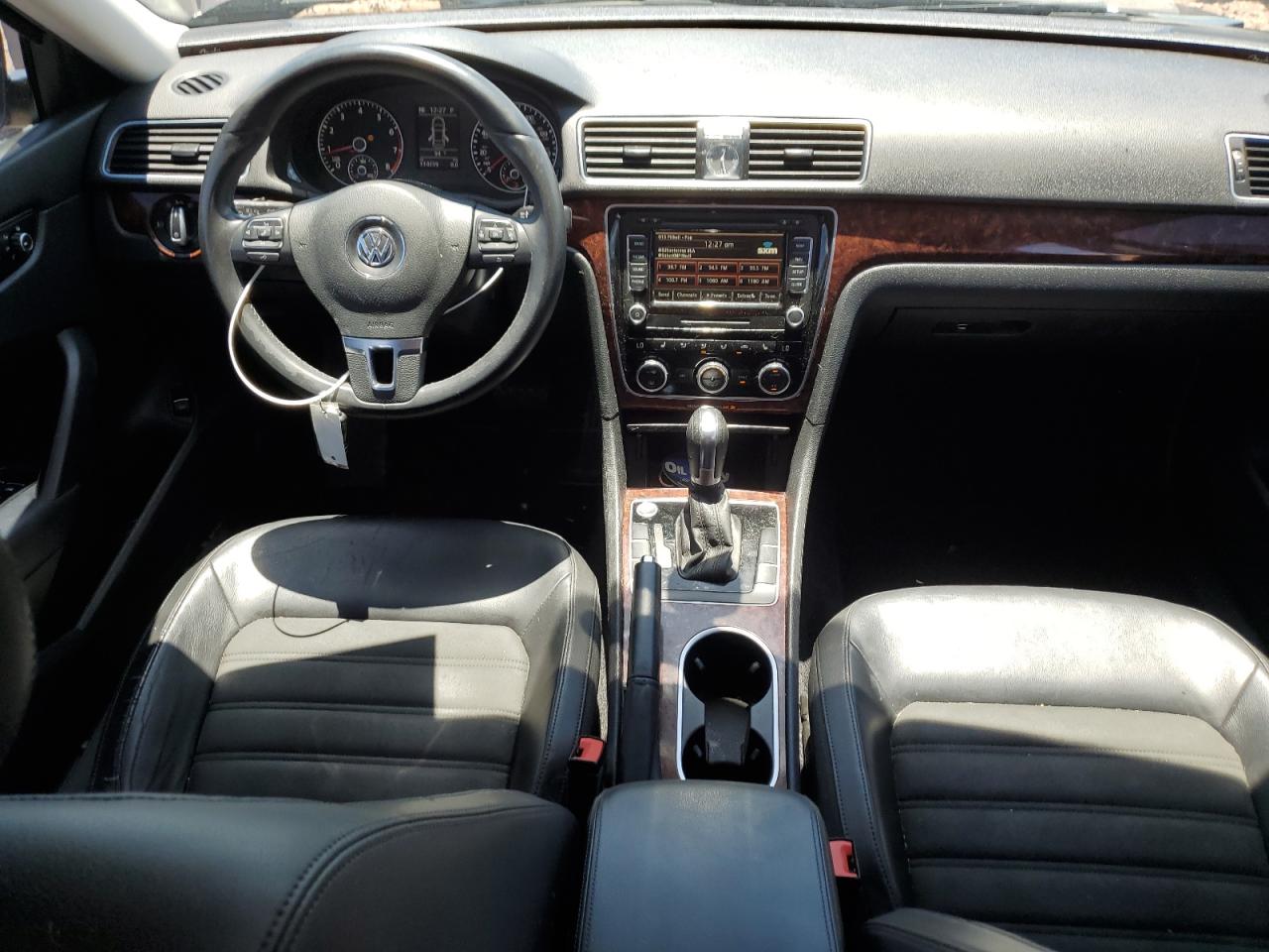 2013 Volkswagen Passat Sel VIN: 1VWCP7A38DC071975 Lot: 55204534