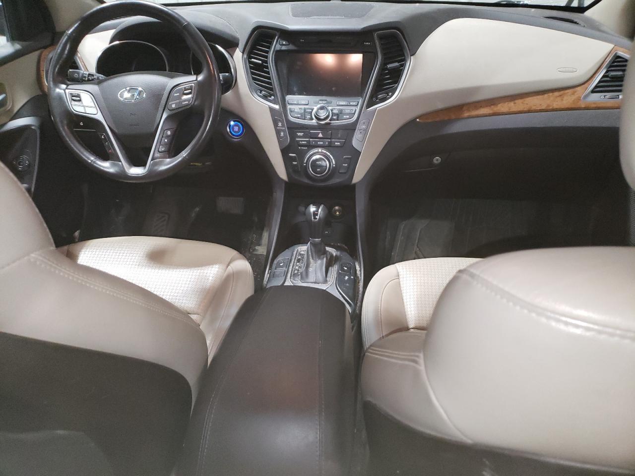 2013 Hyundai Santa Fe - Image 8