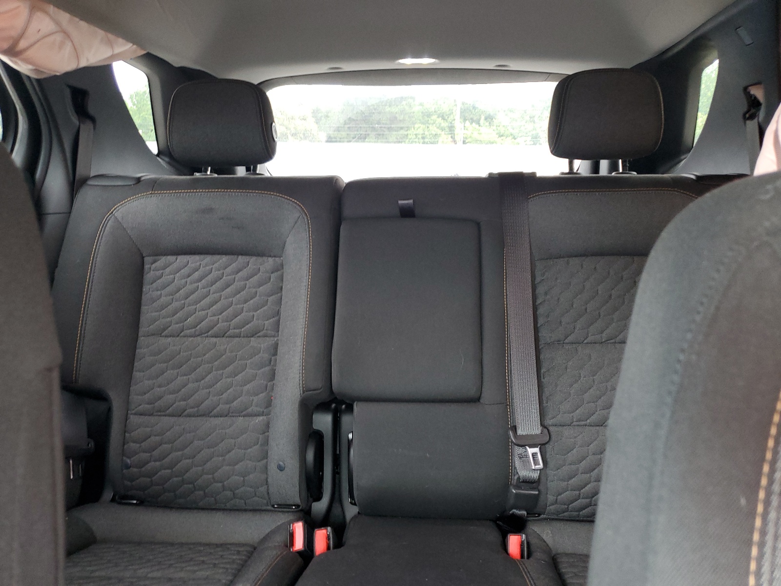 2GNAXJEV4J6227556 2018 Chevrolet Equinox Lt