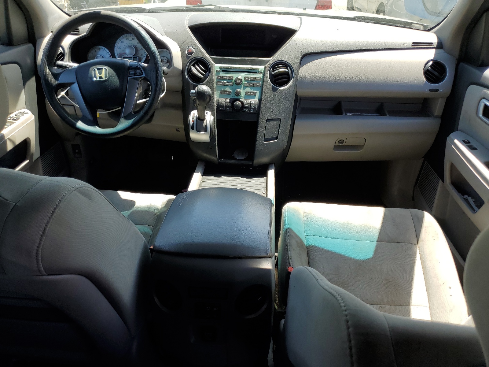 5FNYF3H26BB042945 2011 Honda Pilot Lx