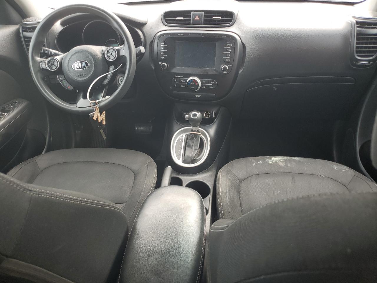 2019 Kia Soul + VIN: KNDJP3A52K7660224 Lot: 57256314