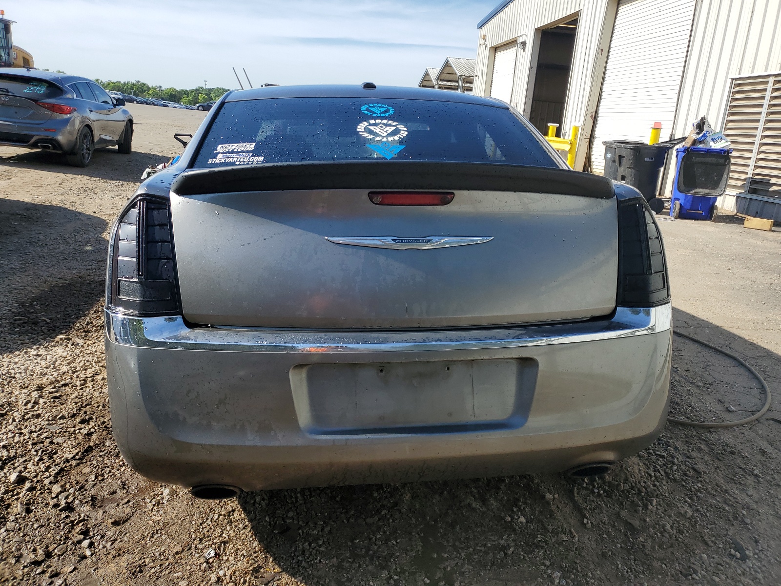 2C3CA6CT5BH549487 2011 Chrysler 300C