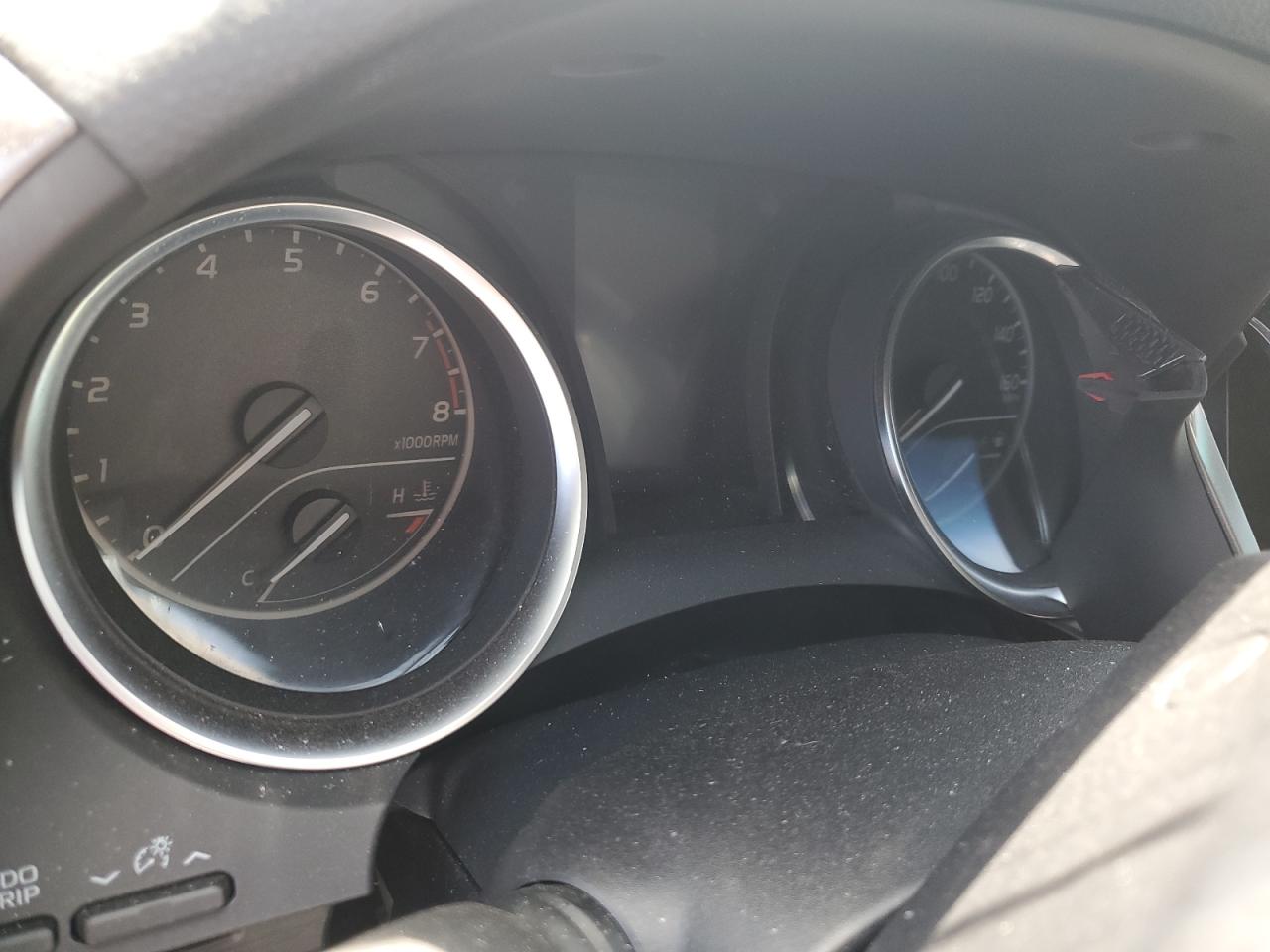 2018 Toyota Camry - Image 9