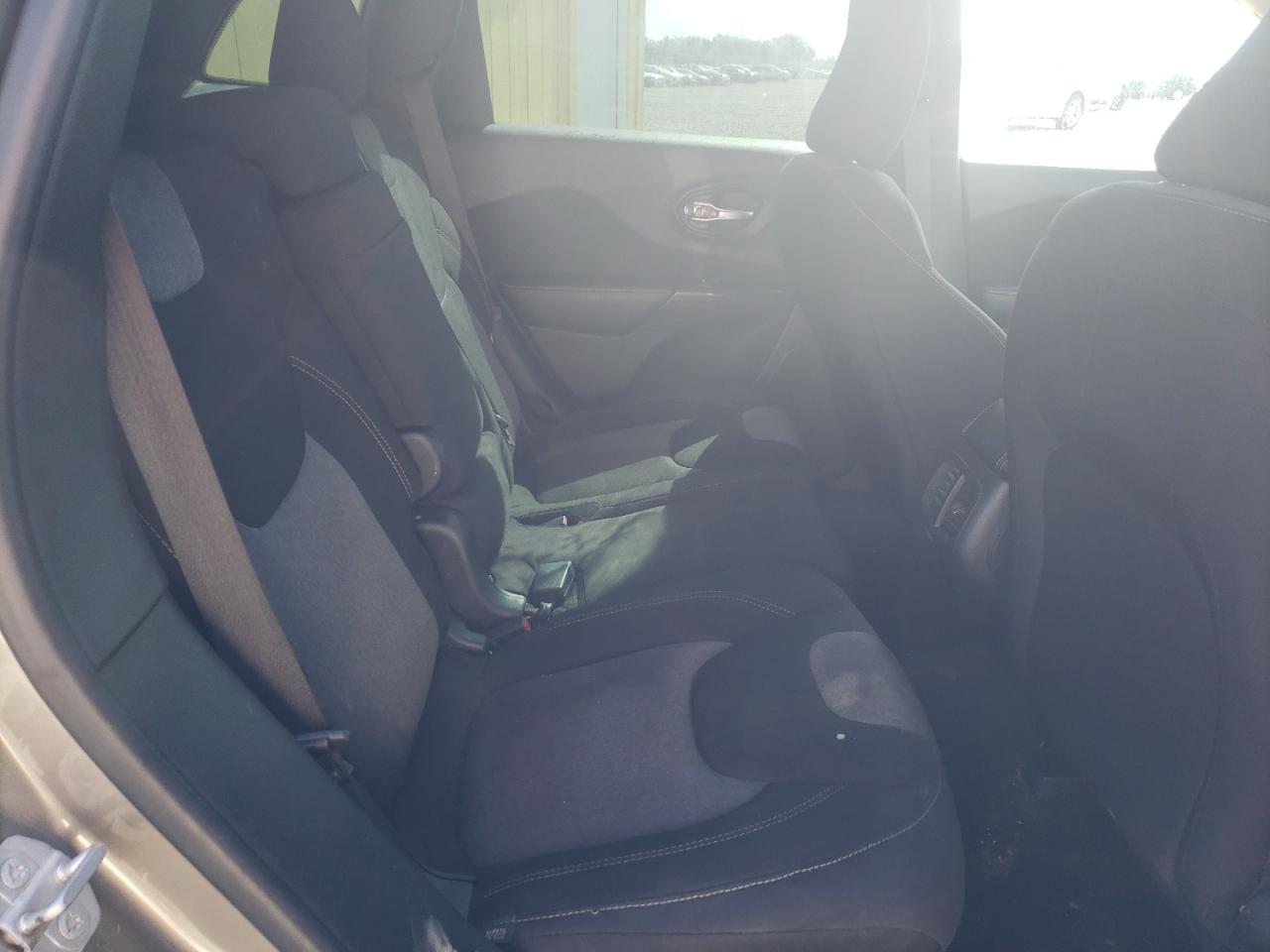 2017 Jeep Cherokee Sport VIN: 1C4PJLAB2HW560270 Lot: 56395324