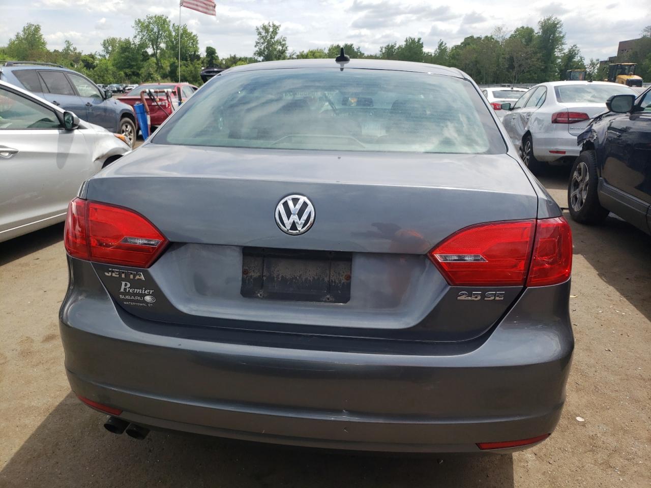 3VWDP7AJXDM355691 2013 Volkswagen Jetta Se