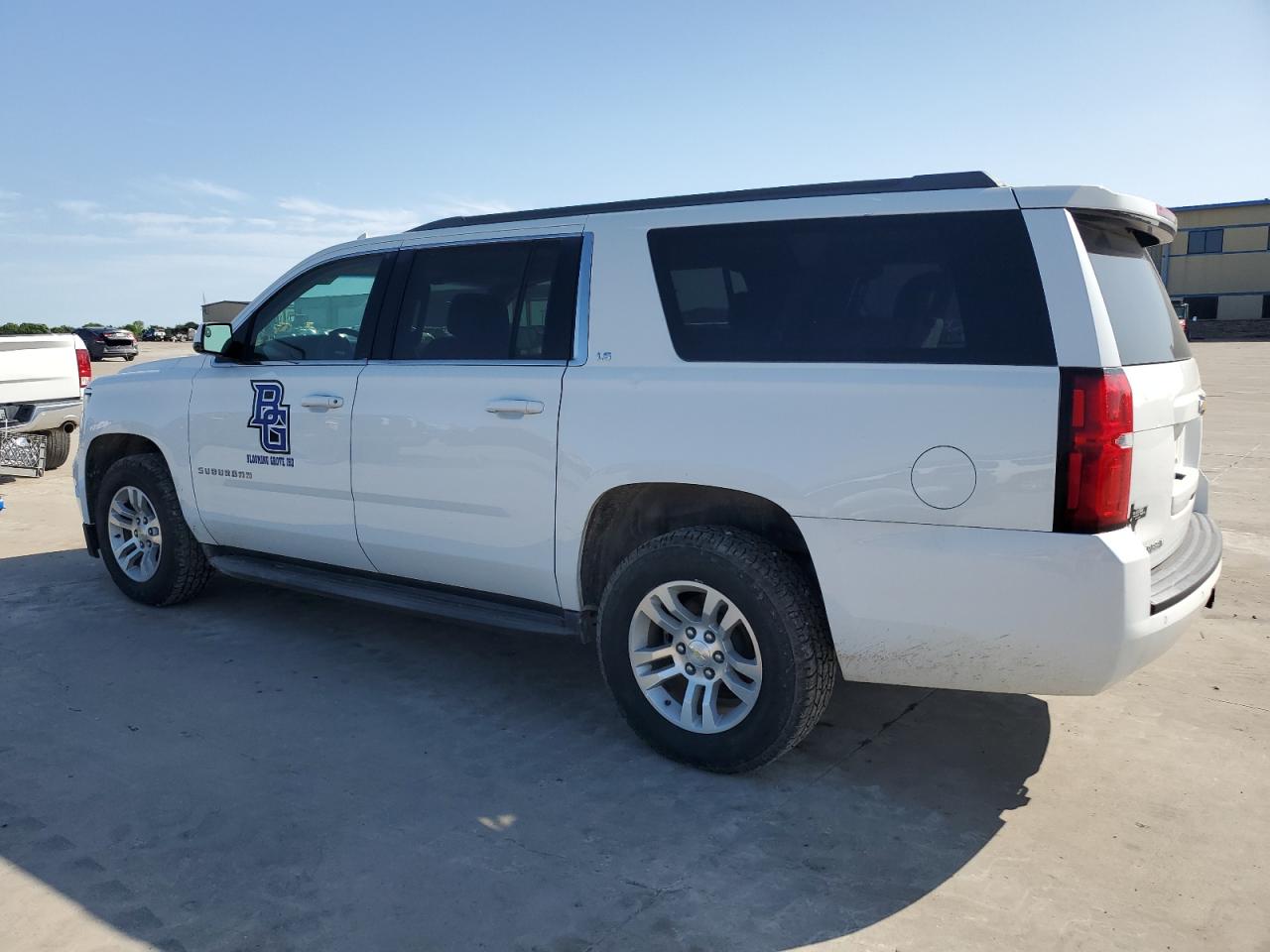 1GNSCGKC0GR232868 2016 CHEVROLET SUBURBAN - Image 2