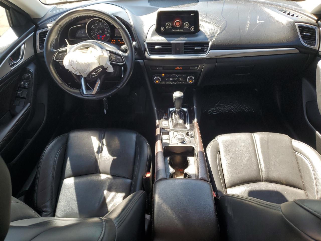 2018 Mazda 3 Touring VIN: 3MZBN1L32JM270641 Lot: 55515054