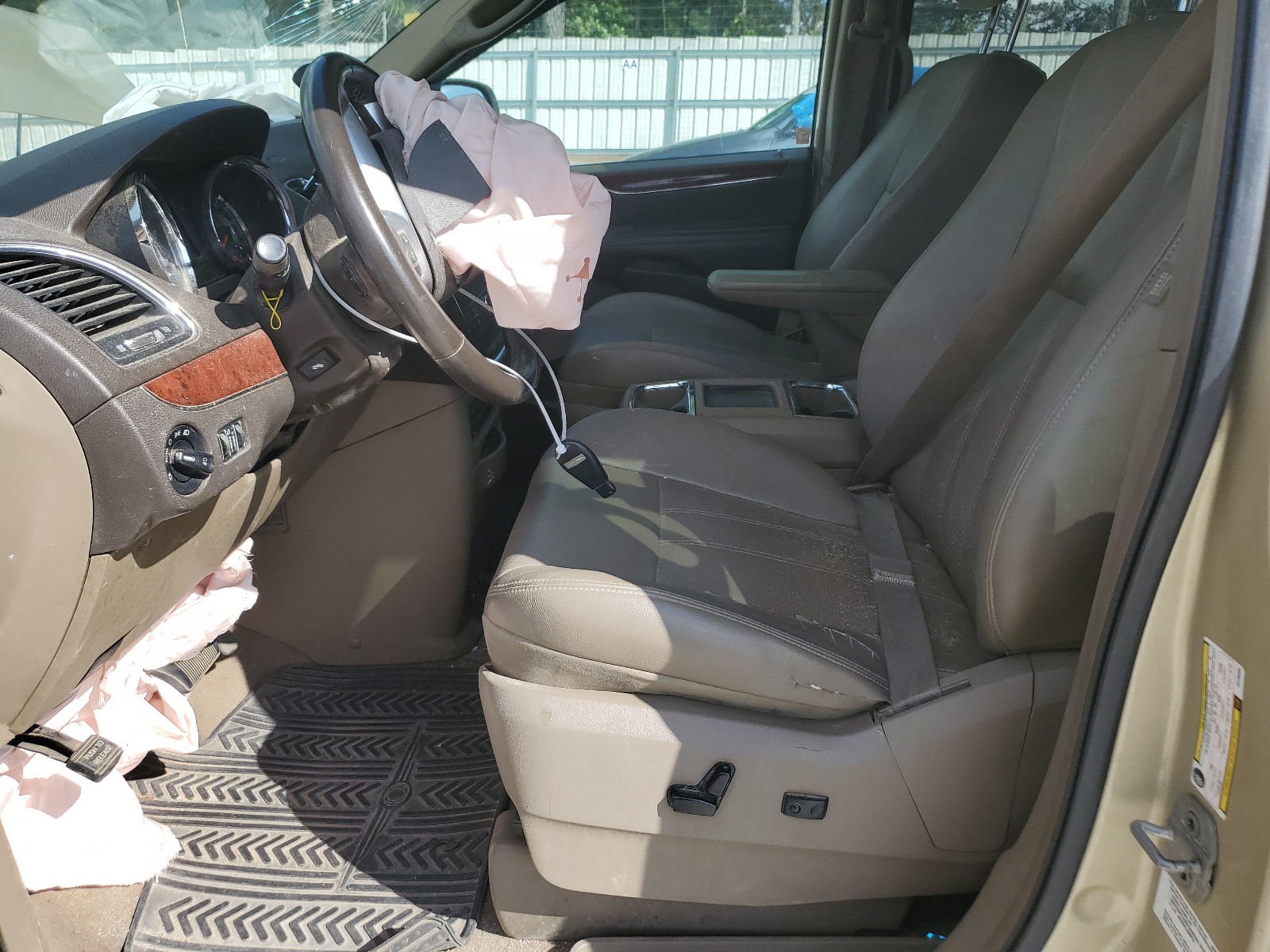 2C4RC1CG4CR135392 2012 Chrysler Town & Country Touring L