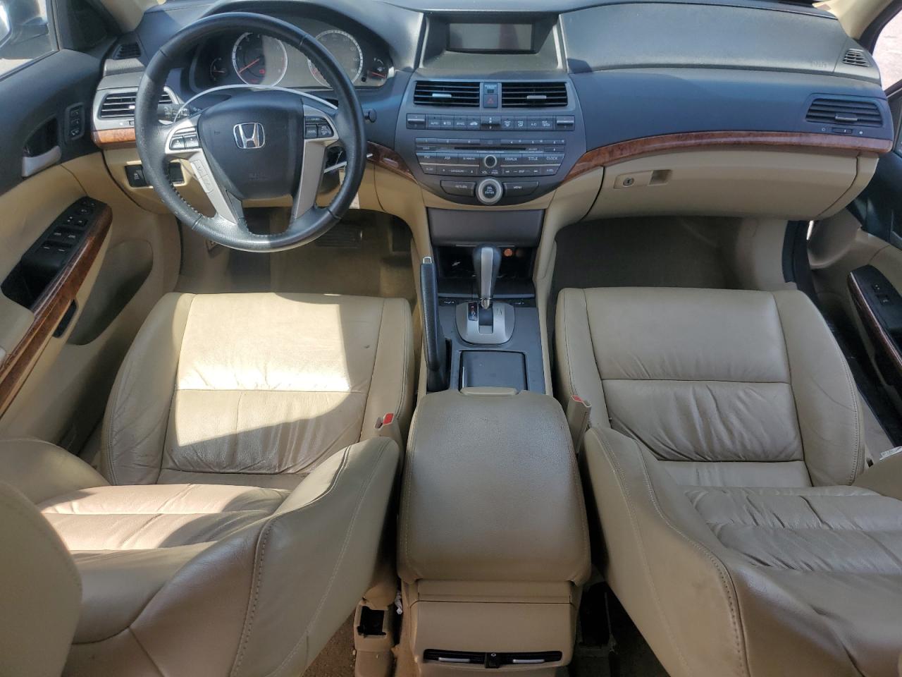 2011 Honda Accord Exl VIN: 1HGCP3F89BA005185 Lot: 53385414