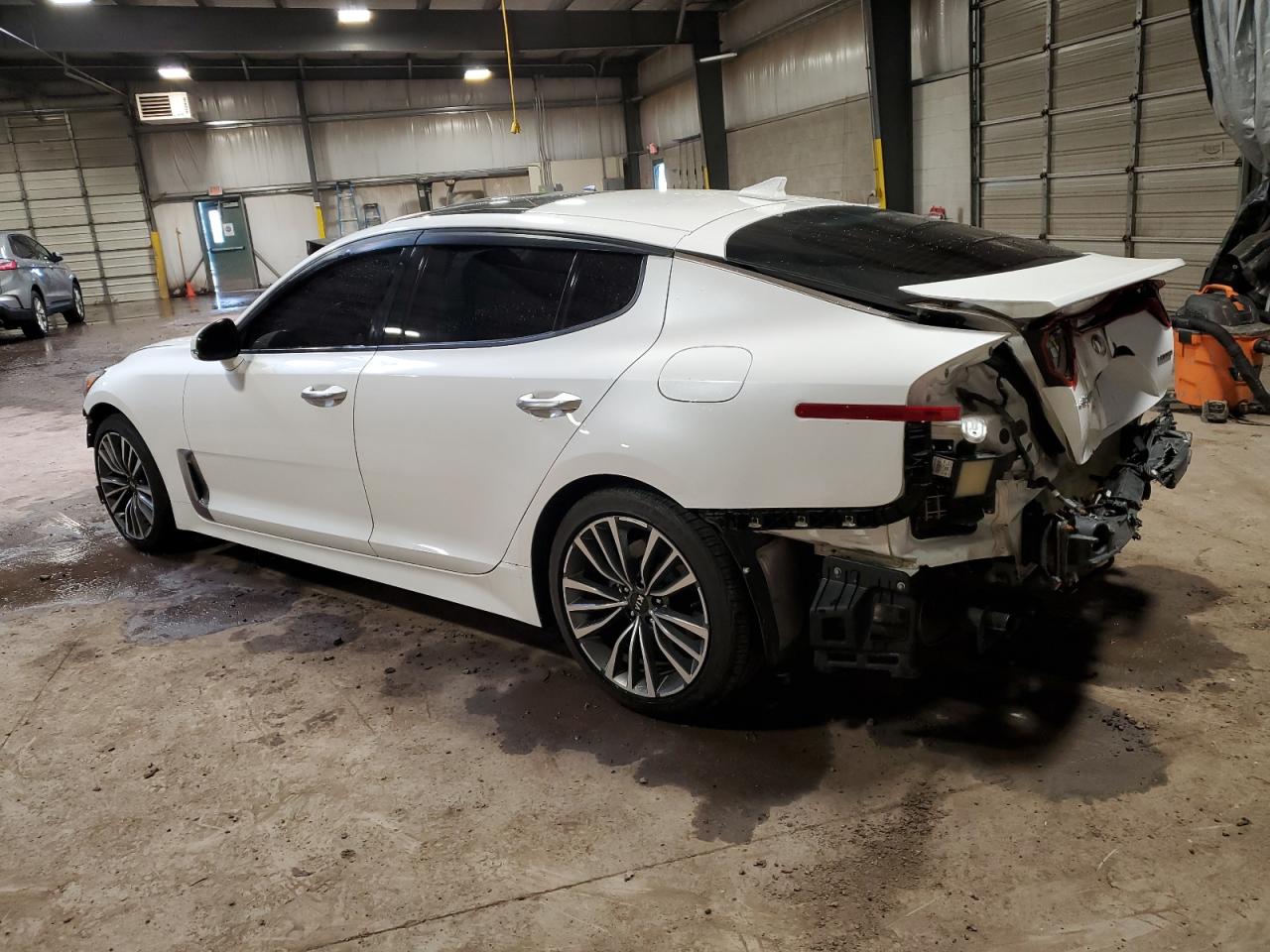 2018 Kia Stinger Premium VIN: KNAE25LA7J6027810 Lot: 55290734