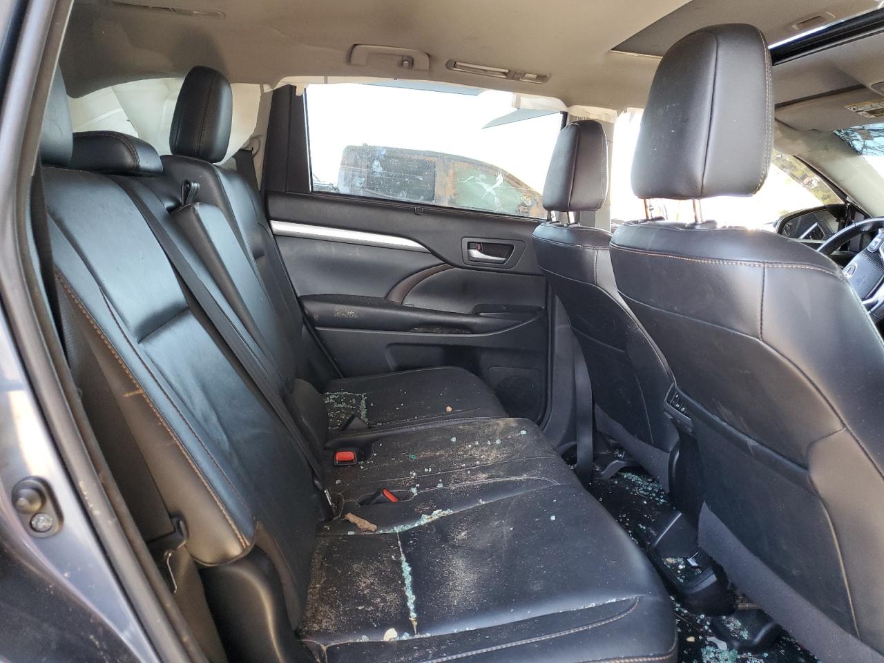 2017 Toyota Highlander Se VIN: 5TDJZRFH0HS478262 Lot: 56749134