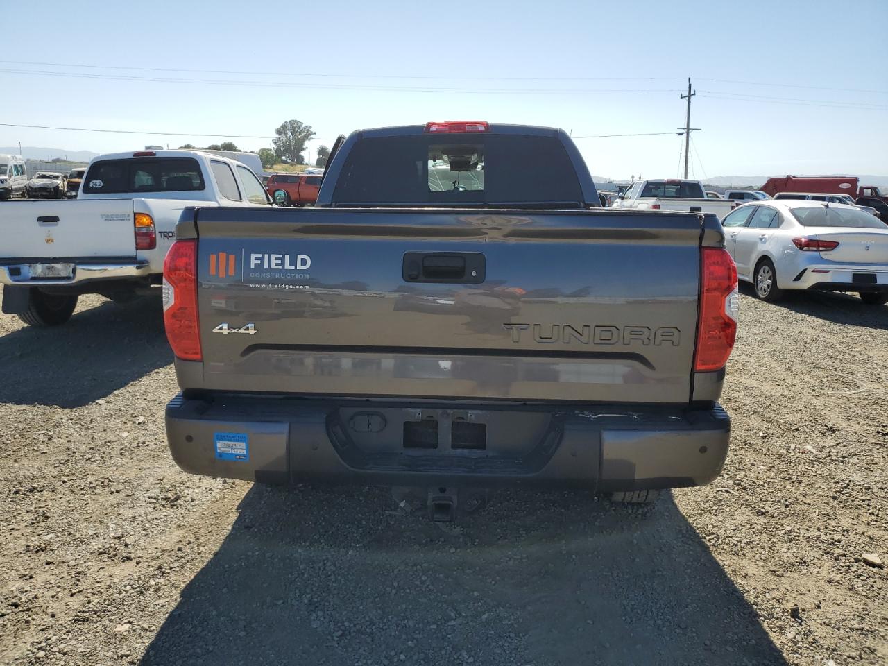 5TFUY5F16JX718796 2018 Toyota Tundra Double Cab Sr/Sr5