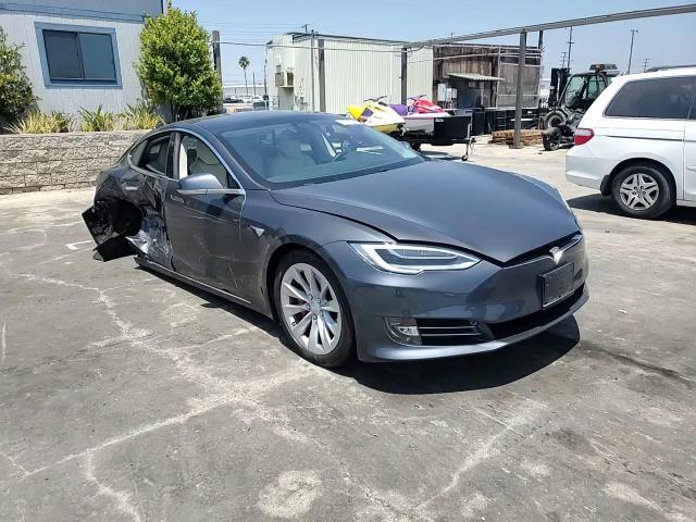 2019 Tesla Model S VIN: 5YJSA1E48KF330920 Lot: 57096584