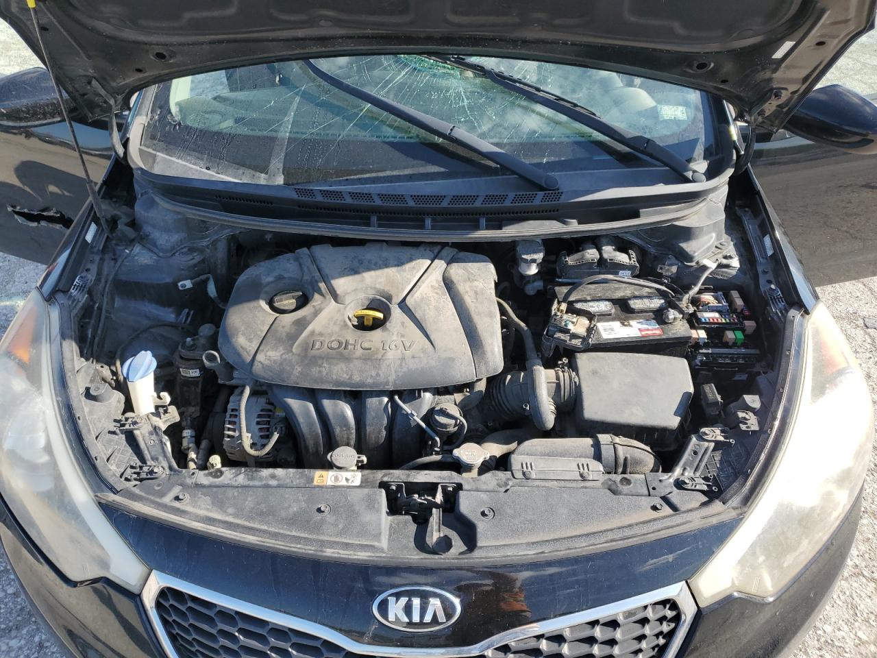 2015 Kia Forte - Image 12