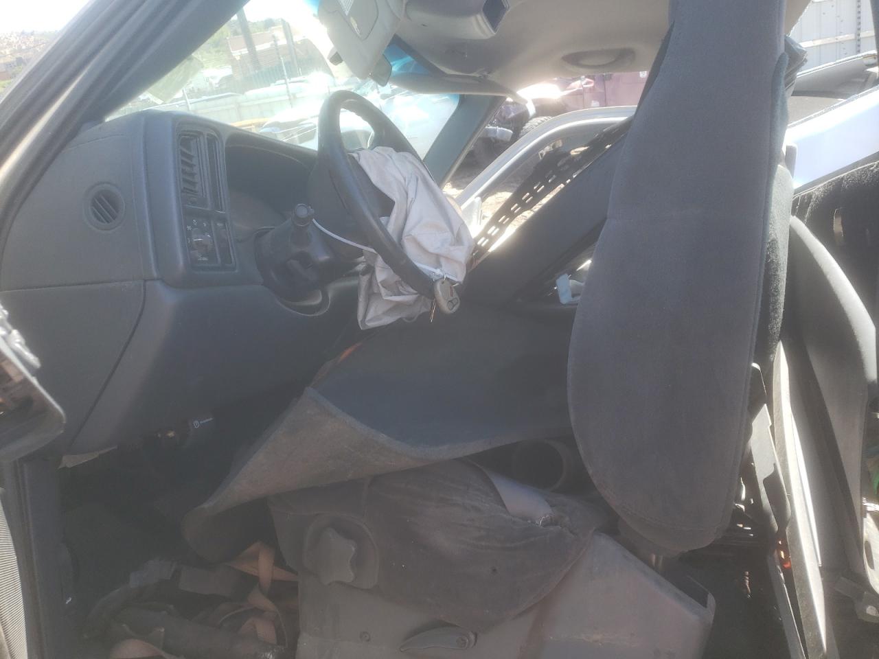 2000 Chevrolet Silverado C1500 VIN: 1GCEC14T1YZ187389 Lot: 53176814