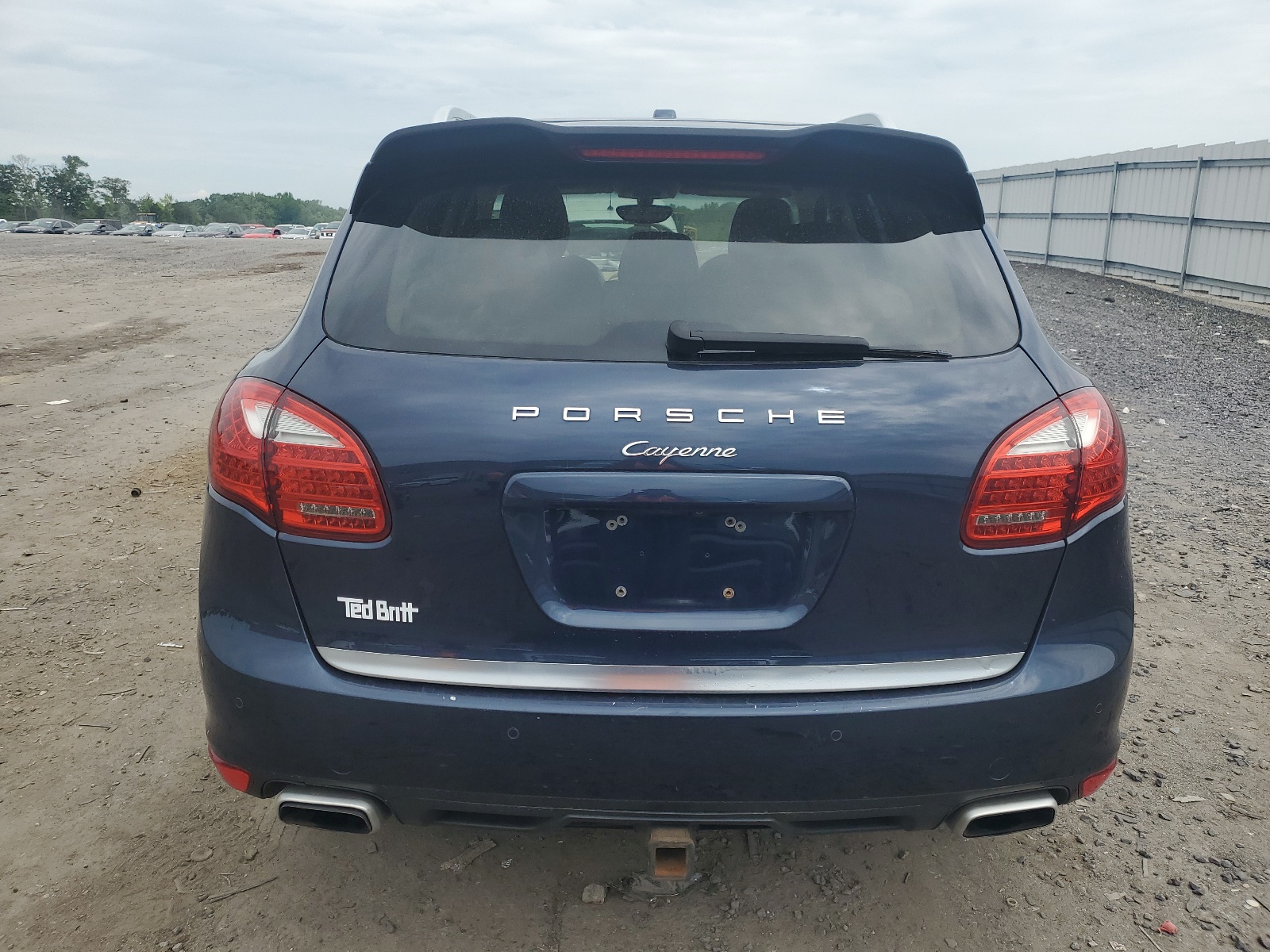 2013 Porsche Cayenne vin: WP1AF2A24DLA25243