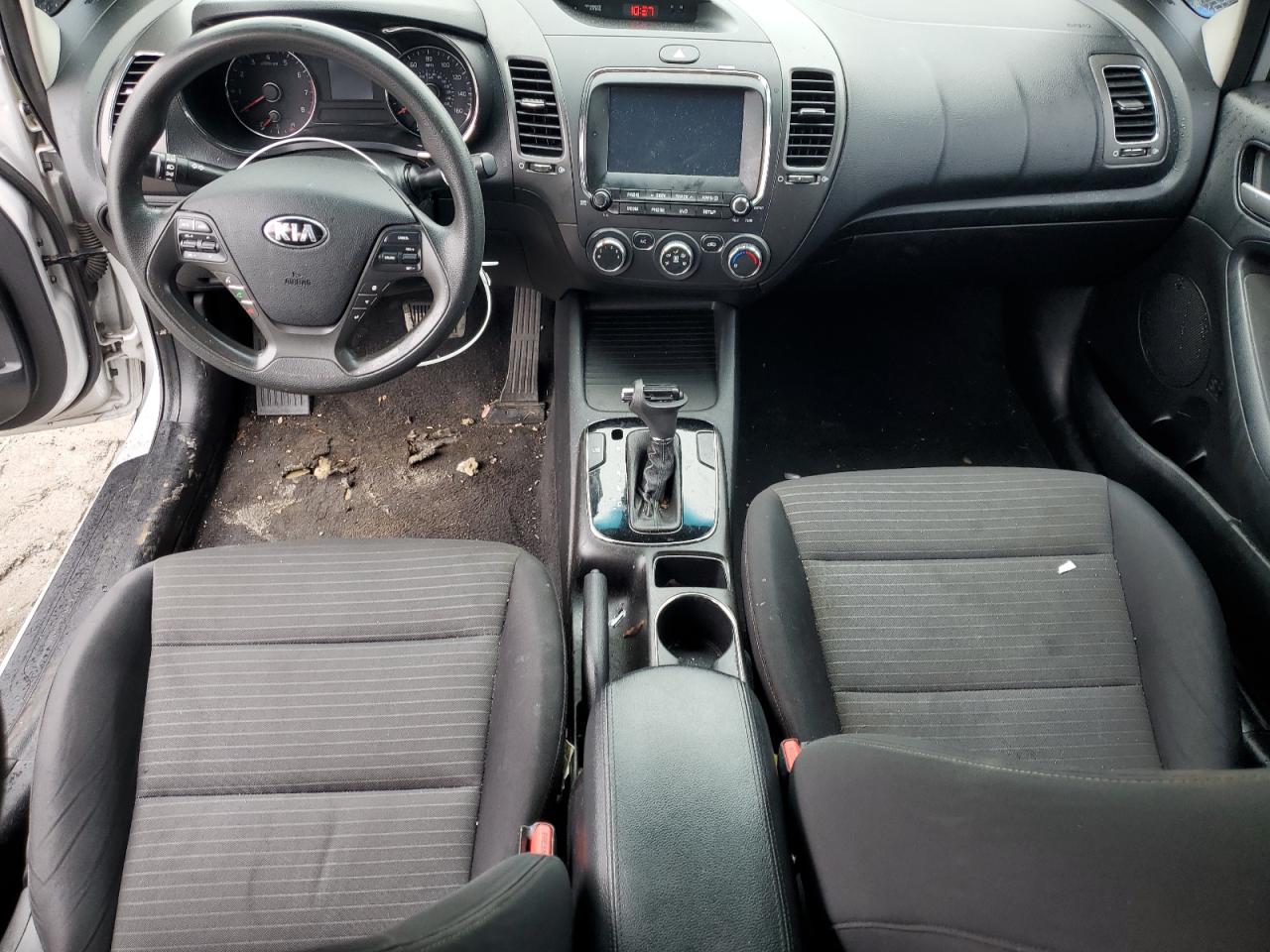 2018 Kia Forte Lx VIN: 3KPFL4A7XJE198003 Lot: 54678944