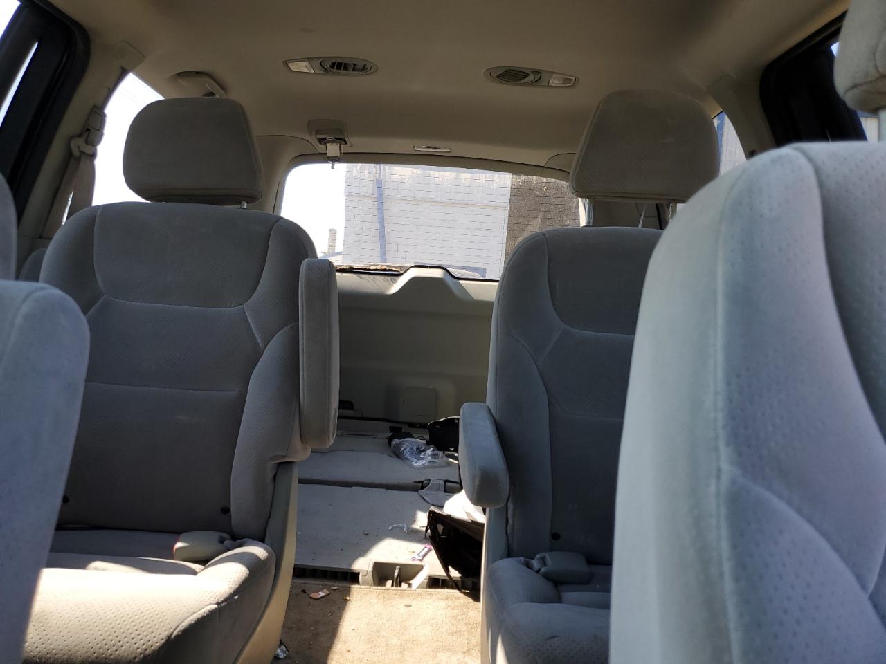 2007 Honda Odyssey Lx VIN: 5FNRL38297B087494 Lot: 55546124