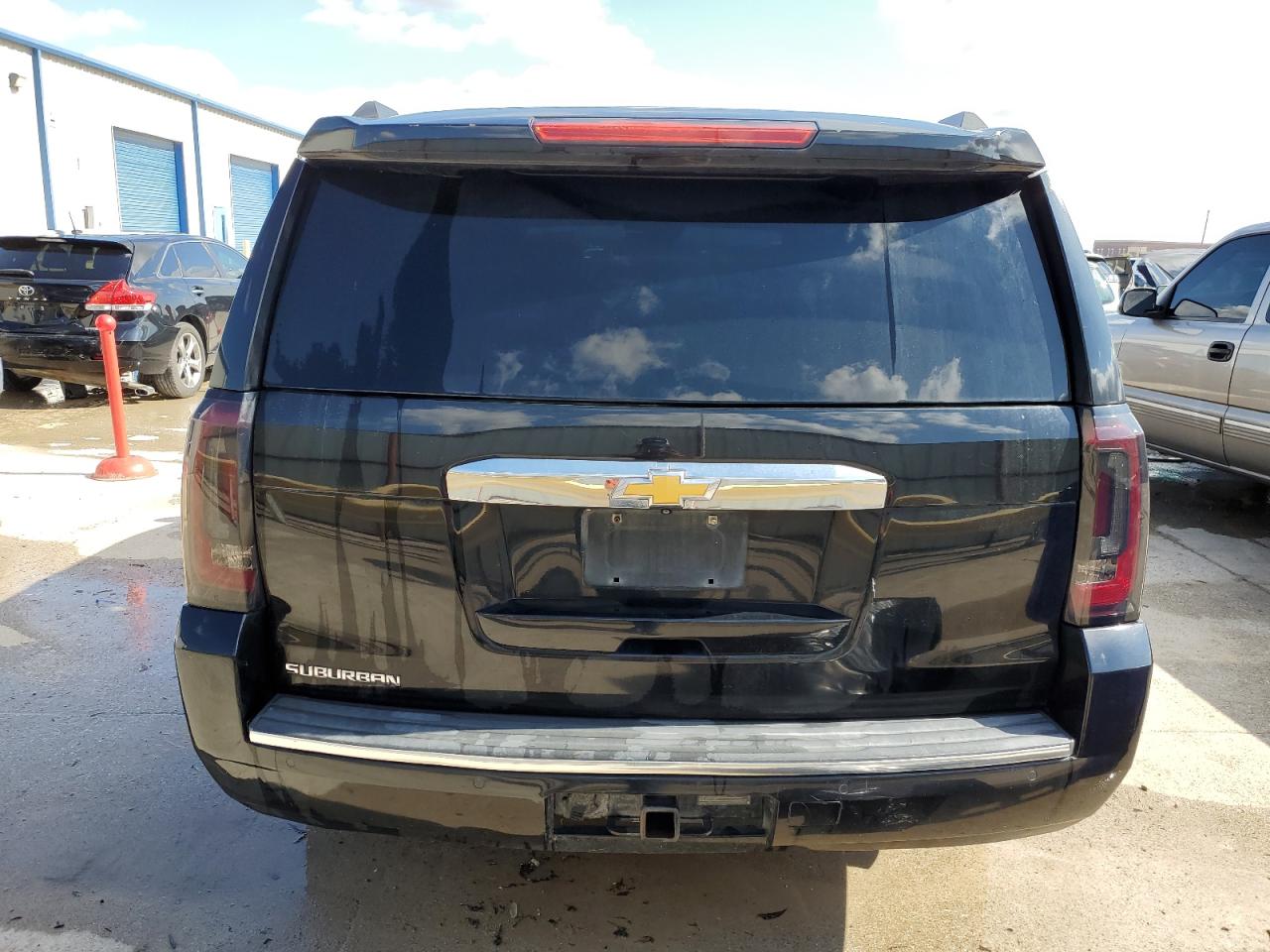 1GNSKJKC5FR157289 2015 Chevrolet Suburban K1500 Lt