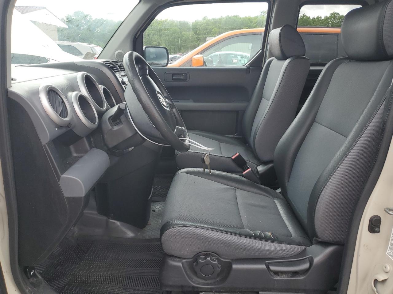 2005 Honda Element Lx VIN: 5J6YH28315L000305 Lot: 56949244