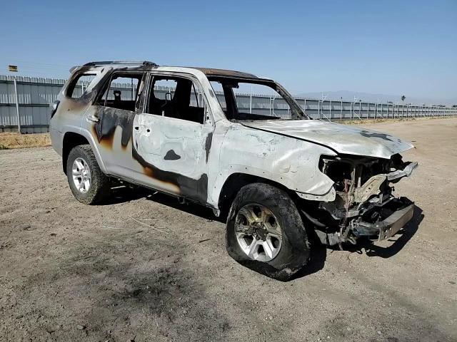 2019 Toyota 4Runner Sr5 VIN: JTEBU5JR1K5668060 Lot: 53273764