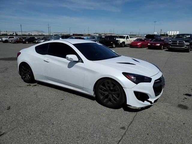 2016 Hyundai Genesis Coupe 3.8L VIN: KMHHT6KJ2GU131366 Lot: 55151694