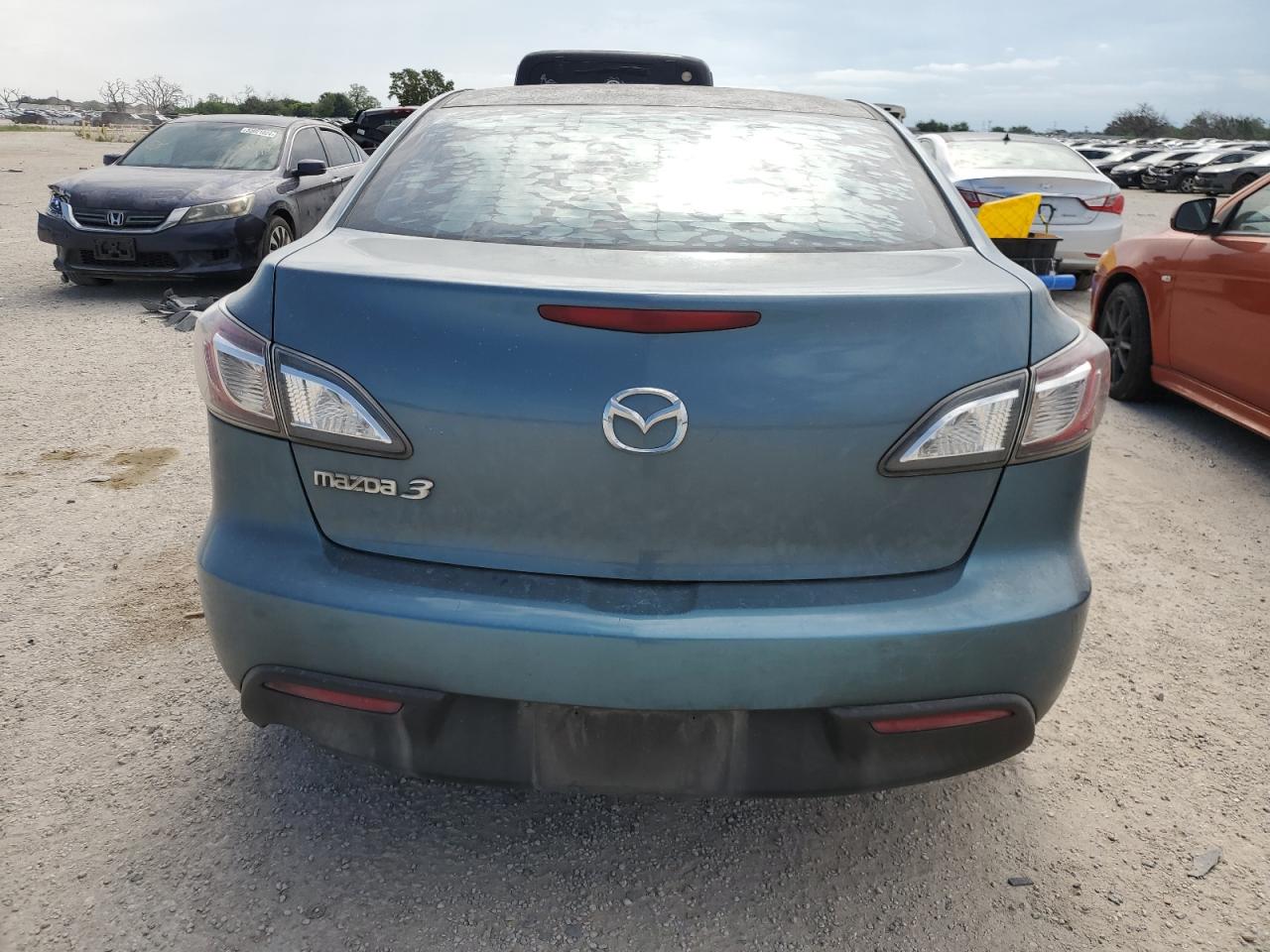2011 Mazda 3 I VIN: JM1BL1VF3B1485055 Lot: 55362894