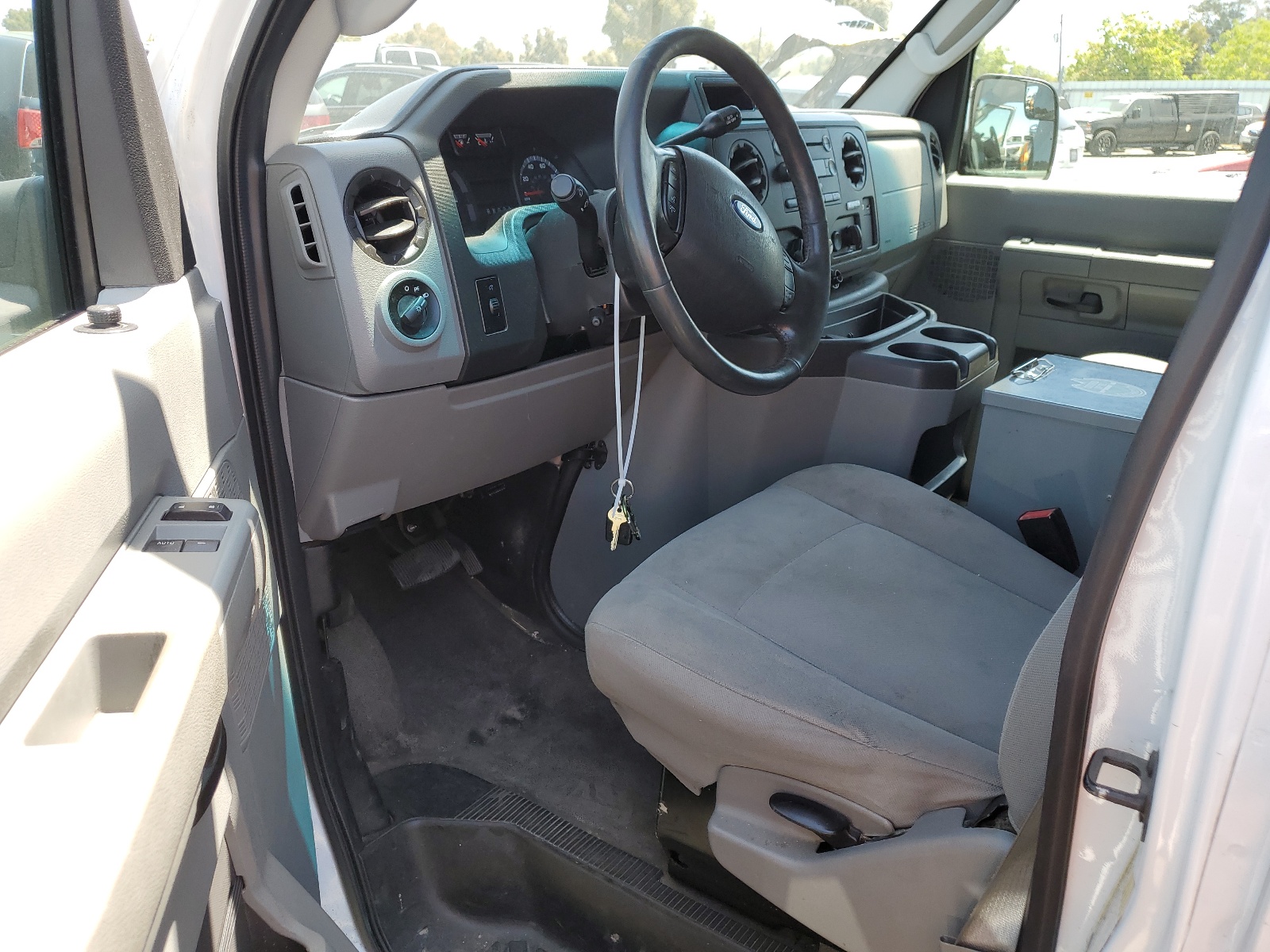 1FTNE1EW7DDA49818 2013 Ford Econoline E150 Van