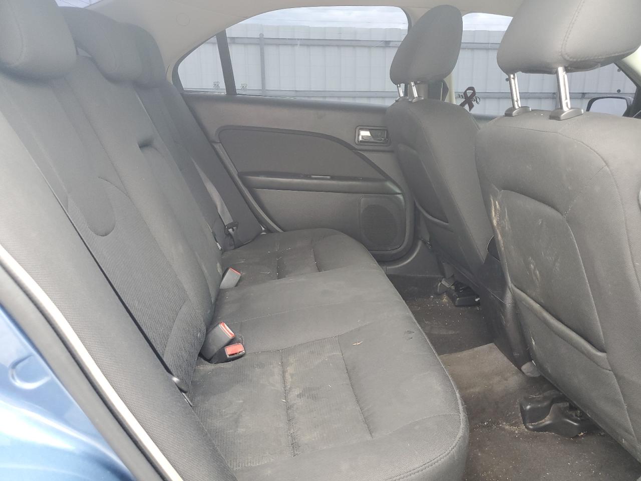 2010 Ford Fusion - Image 10