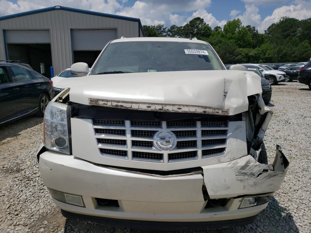 2010 Cadillac Escalade - Image 5