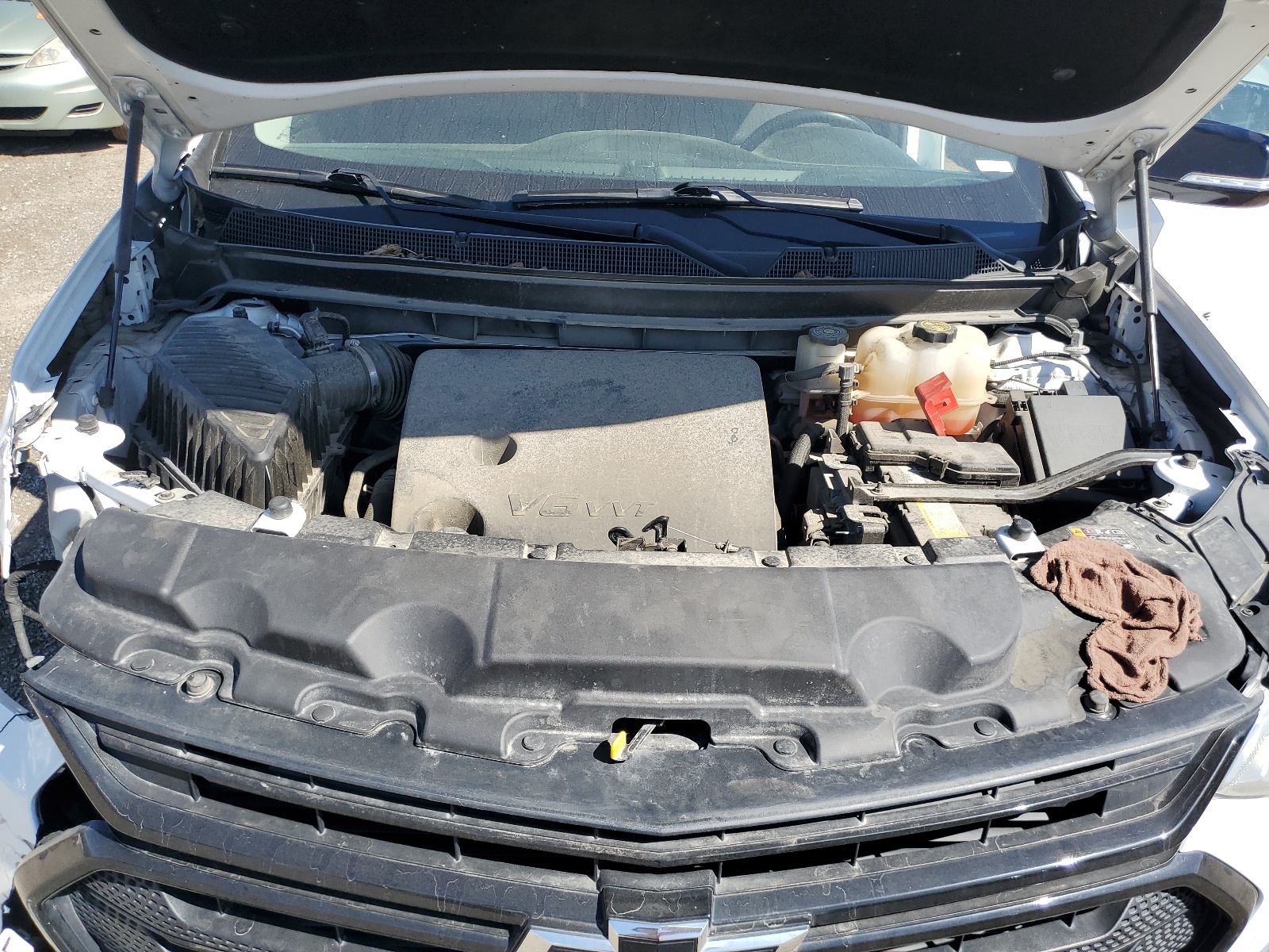 1GNEVHKW2KJ156469 2019 Chevrolet Traverse Lt