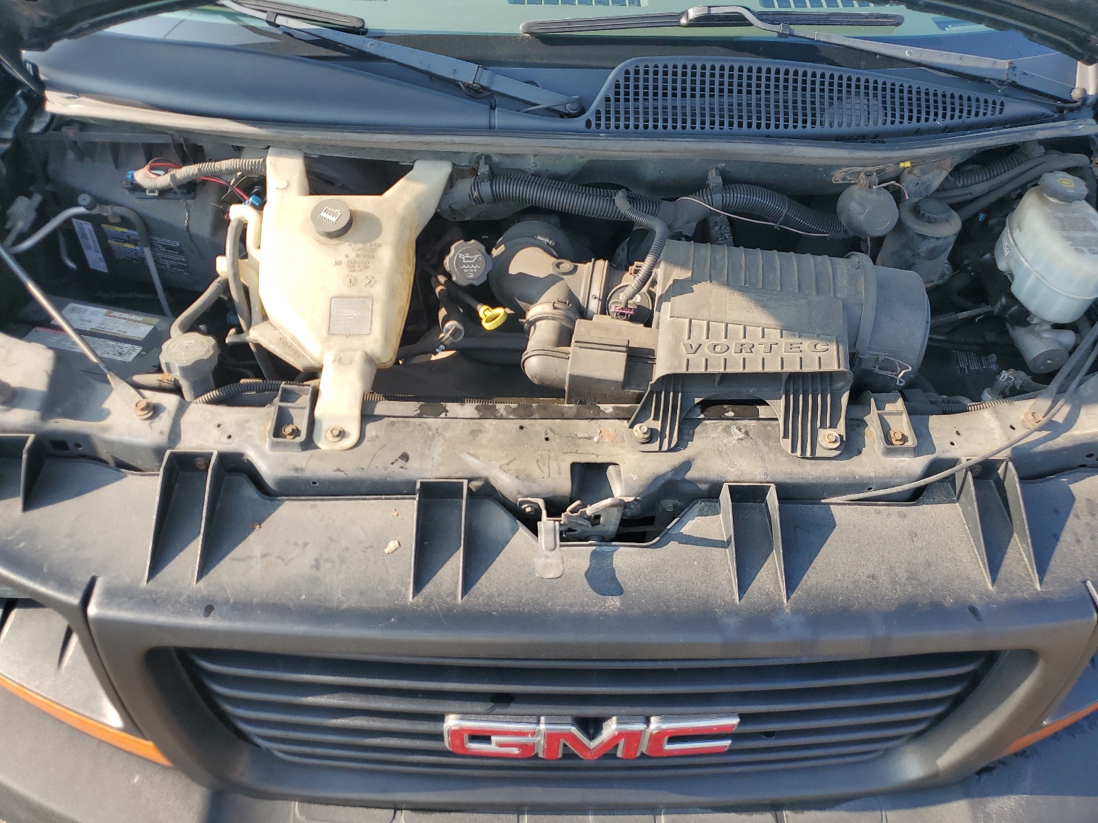 1GTZ7TBG0B1132557 2011 GMC Savana G3500