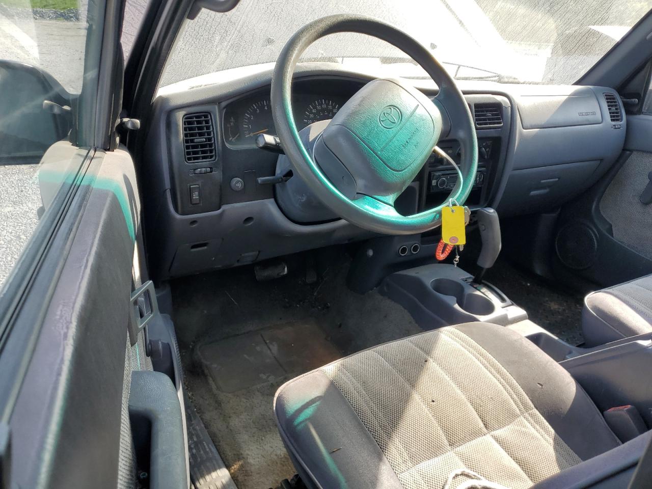 2000 Toyota Tacoma Xtracab Prerunner VIN: 4TASN92N4YZ590083 Lot: 55364044