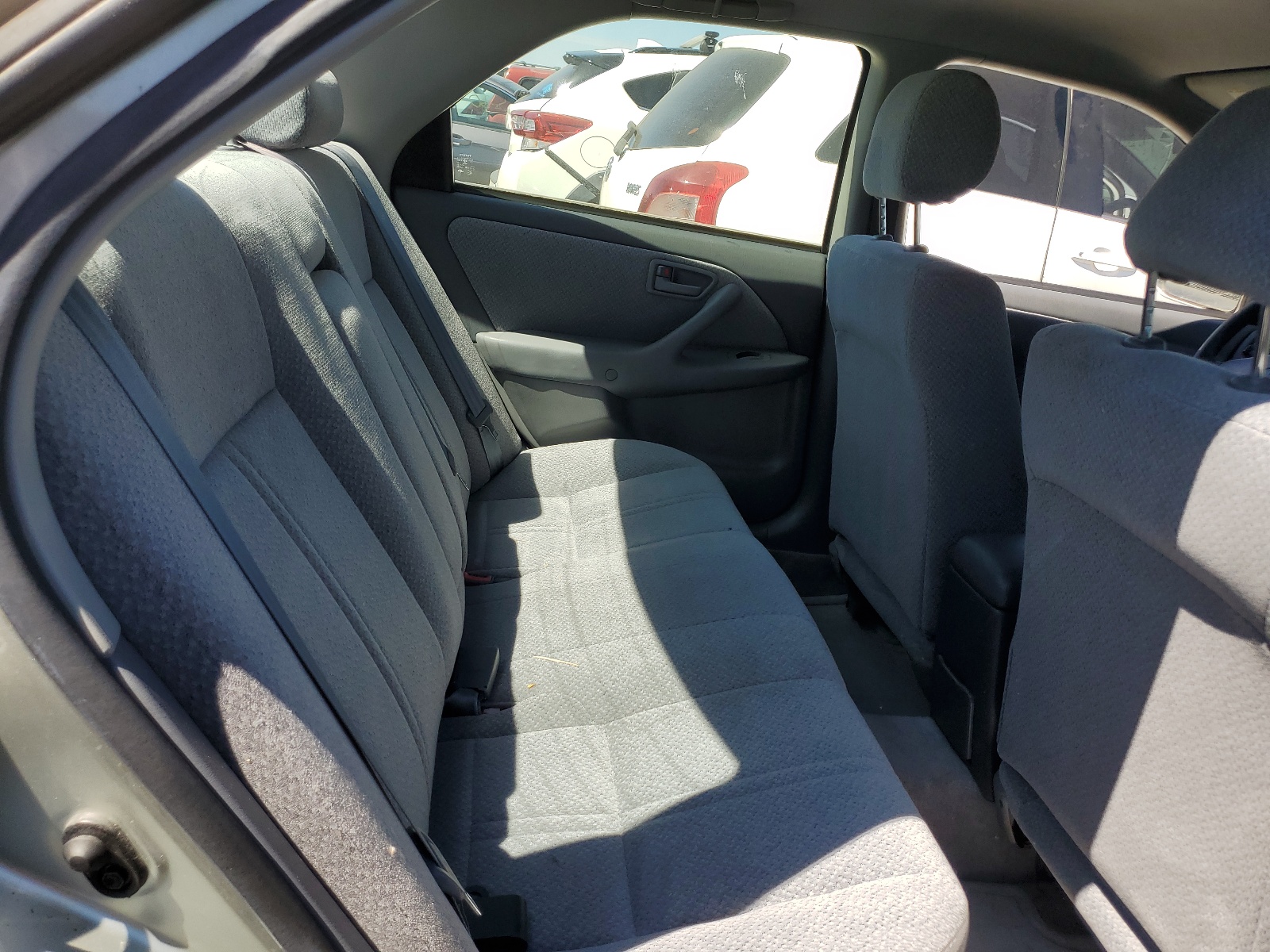 JT2BG22KXY0428581 2000 Toyota Camry Ce