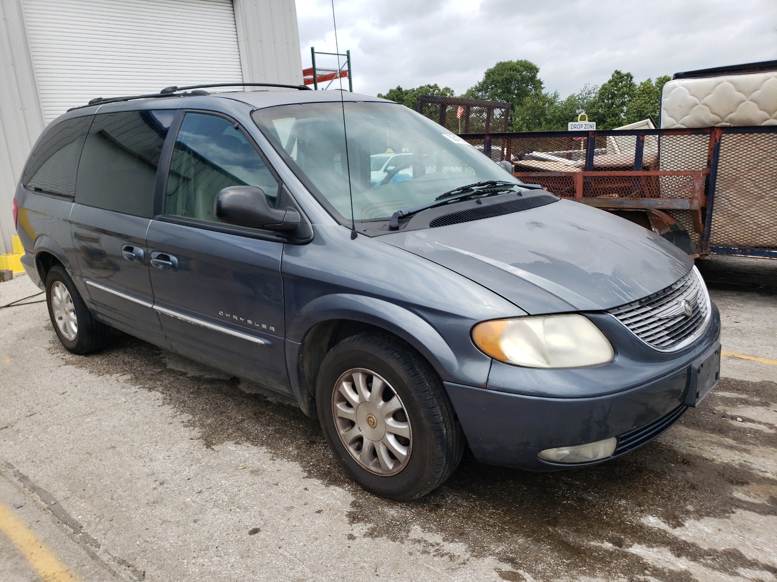 2C4GP54L11R314985 2001 Chrysler Town & Country Lxi