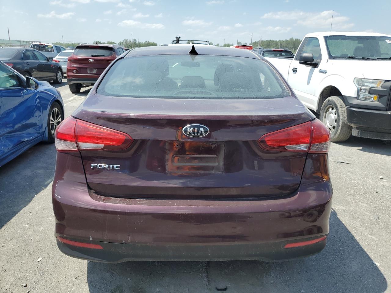 3KPFK4A79HE045559 2017 Kia Forte Lx