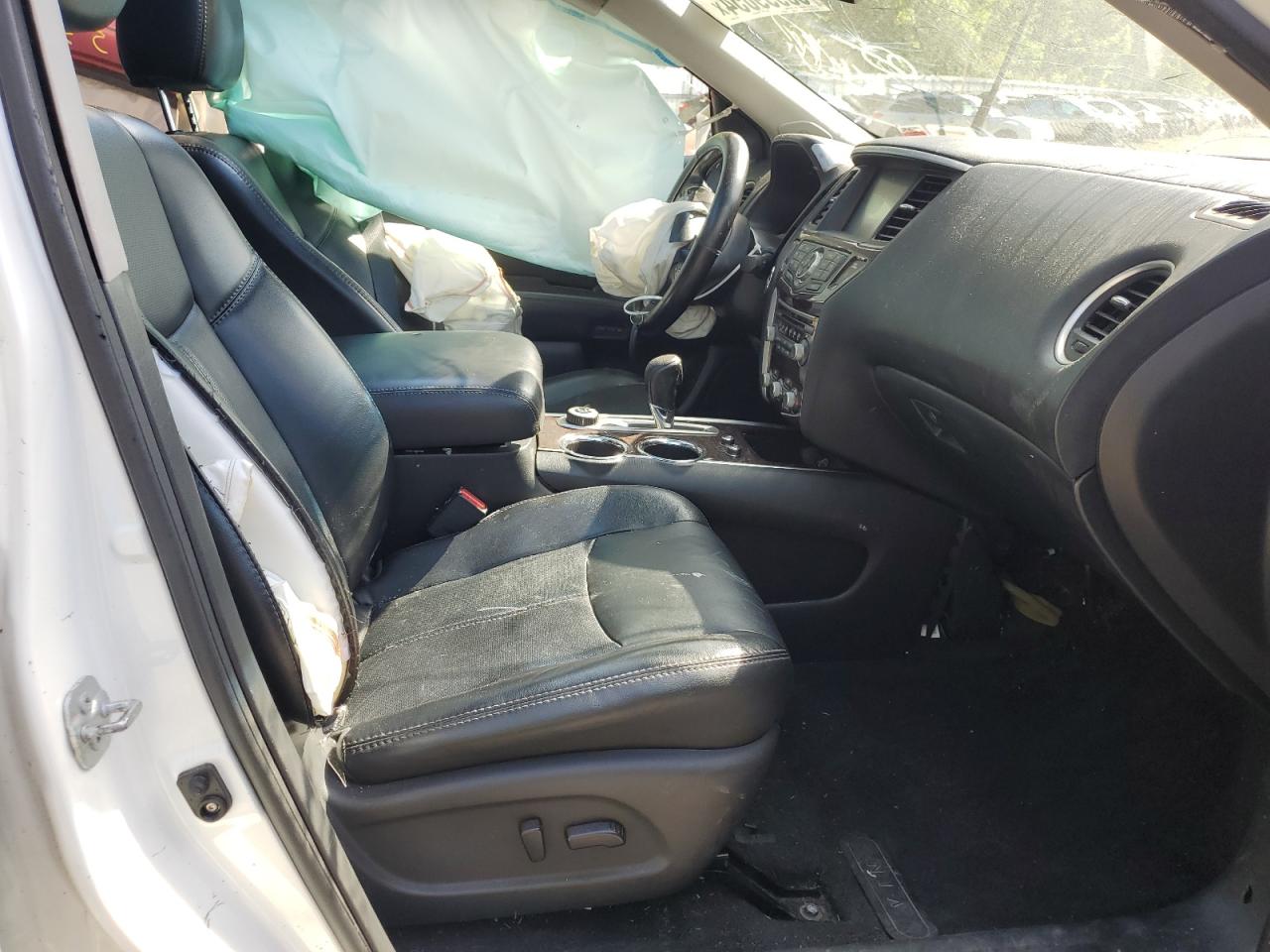 2015 Nissan Pathfinder S VIN: 5N1AR2MM0FC604766 Lot: 53999054